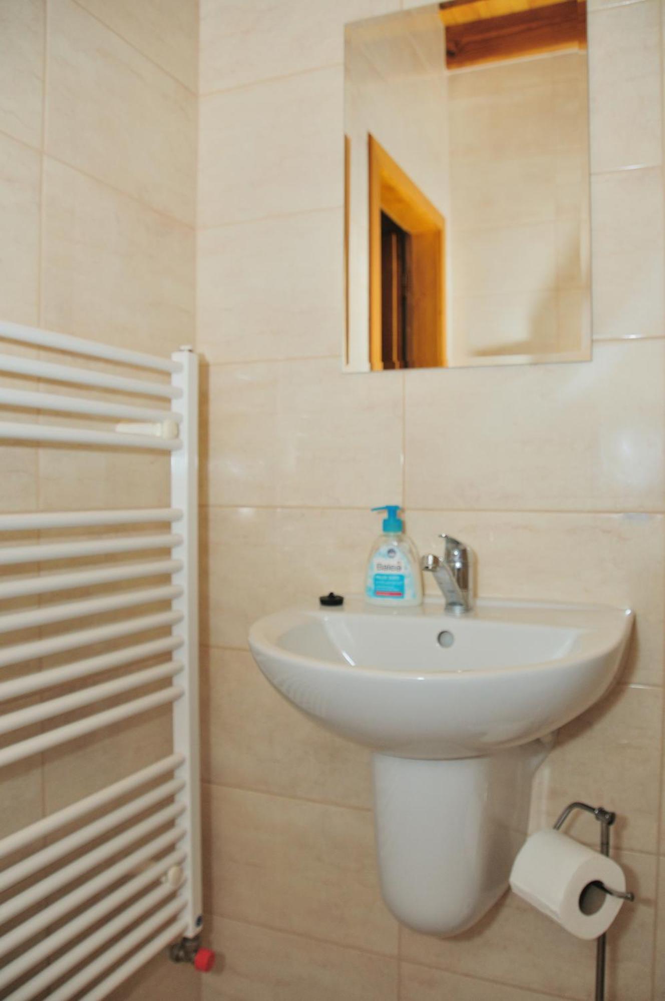 Nero Apartman Veľký Meder Exteriör bild