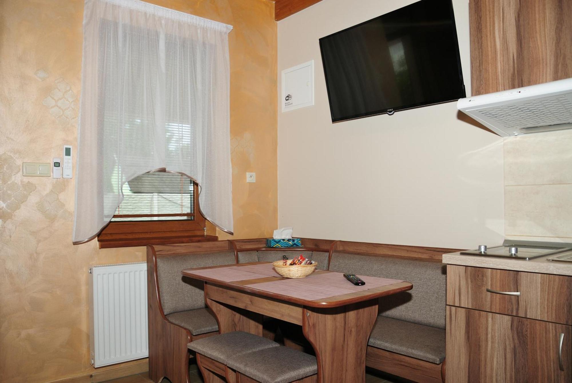 Nero Apartman Veľký Meder Exteriör bild