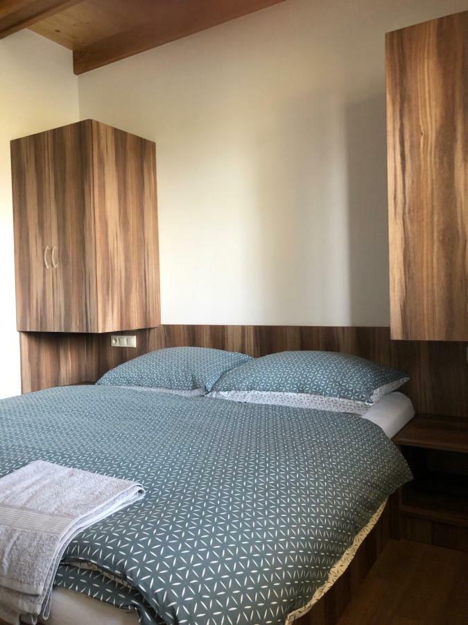 Nero Apartman Veľký Meder Exteriör bild